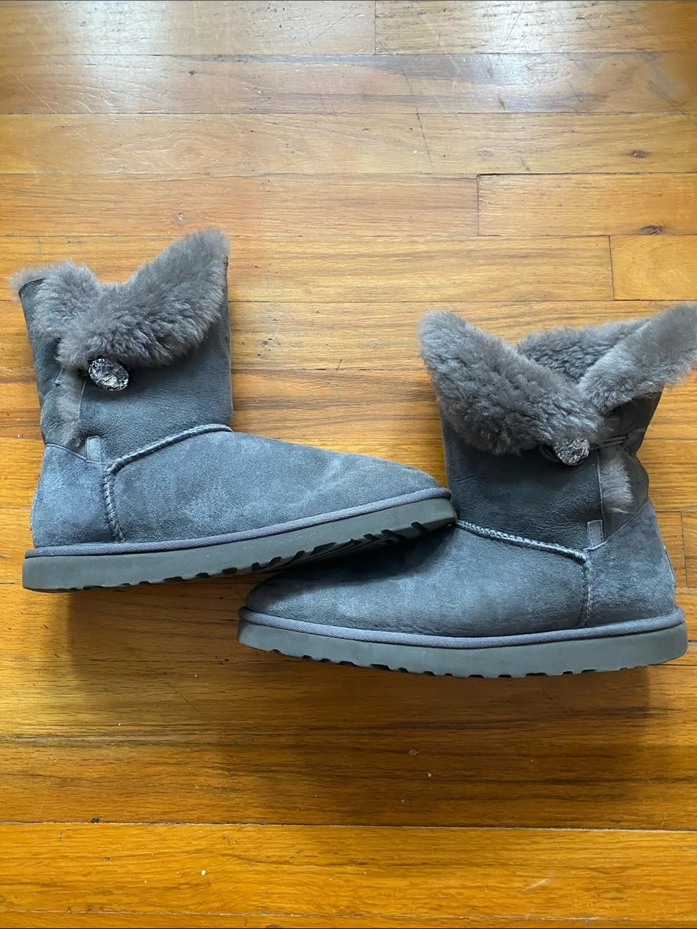 Women's Authentic UGG Gray Bailey Boots Bling Shearling Cuff excellent